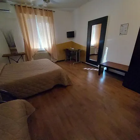 Bed & Breakfast Al Nettuno-3