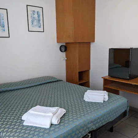Albergo Casa Del Turista-2