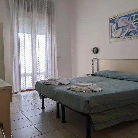 Albergo Casa Del Turista-3