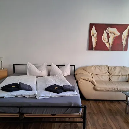 Apartment-Hotel Schillerplatz-3