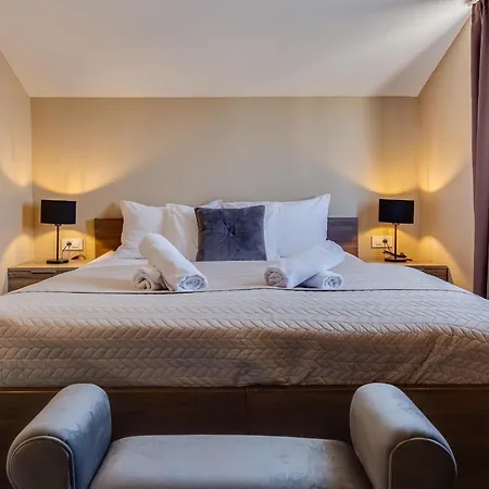 Hotel Sky-3