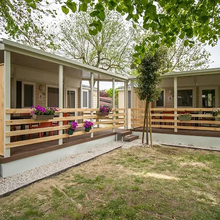Mobile Home-2