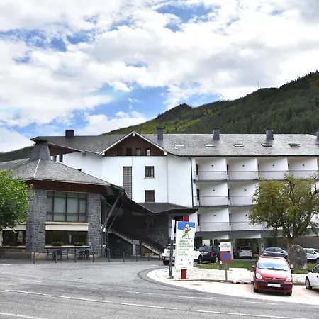 Hotel y Apartamentos SNÖ Isaba-3