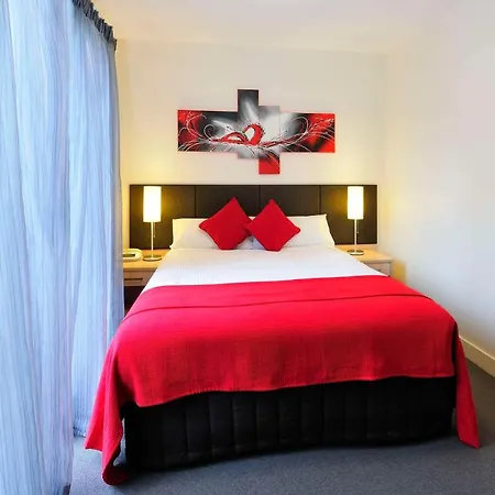 Metro Apartments On Bank Place-2