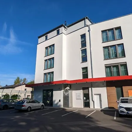 Smart&Stay Aparthotel Saarbrücken Süd - kontaktloser Self Check-In-3
