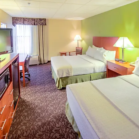 Quality Inn & Suites Downtown Mansfield-2