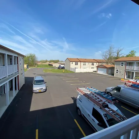 Stay Inn And Suites-2