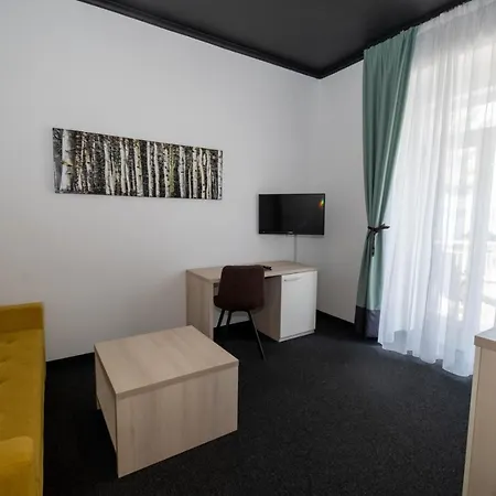 Hotel Bor-2