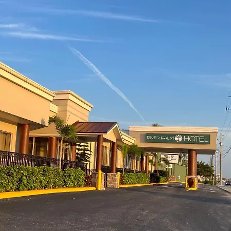 River Palm Hotel-3