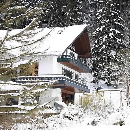 Hotel-Pension Zum Paradies-3
