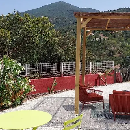 Villa Label Vue Chambres D'Hotes Avec Piscine Au Boulou-3