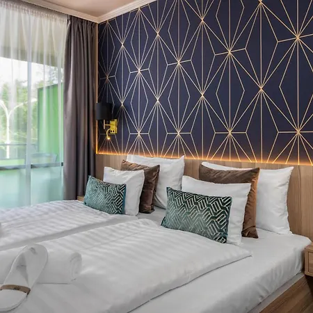 Venusz Hotel-3