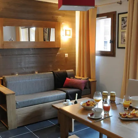 Lagrange Vacances Les Chalets Edelweiss-2