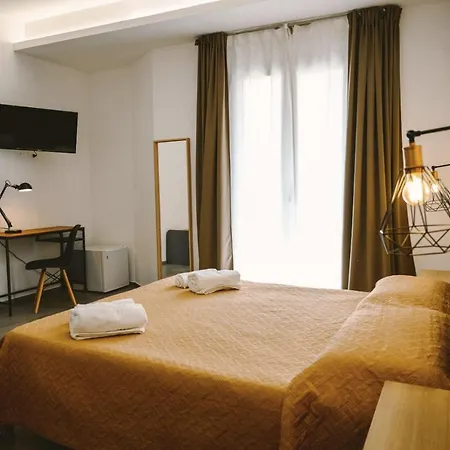 Ermes - camere e autonoleggio-2