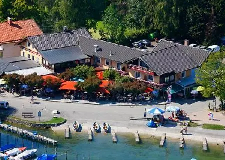 Sieben Zimmer am See-3