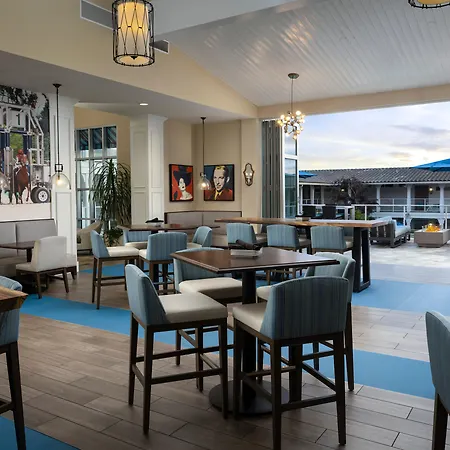 Hilton San Diego/Del Mar-3