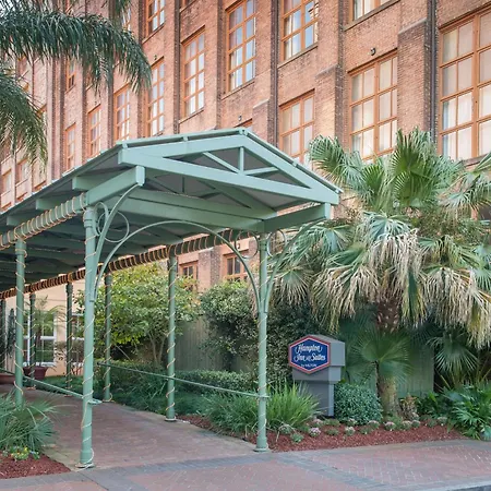 Hampton Inn And Suites New Orleans Convention Center-3
