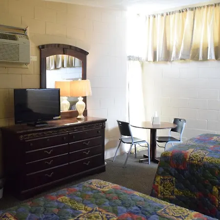 Imperial Motel-3