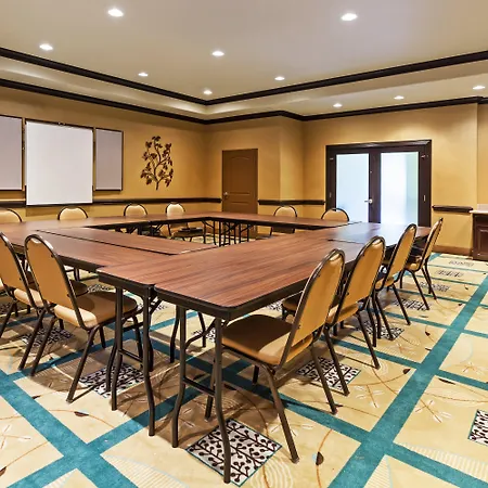 Holiday Inn Express & Suites Victoria By Ihg-3