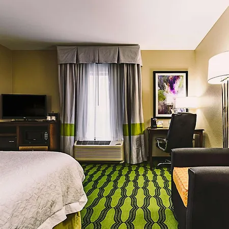 Hampton Inn Niagara Falls/ Blvd-3