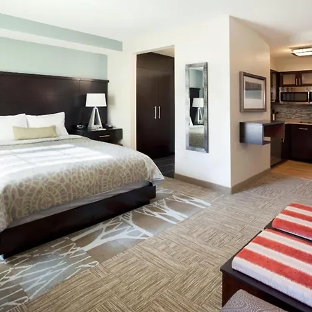 Staybridge Suites Dearborn By Ihg-3
