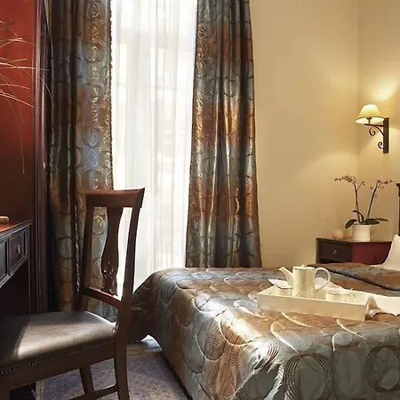 Hotel Luxembourg-3