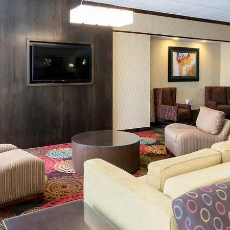 Holiday Inn Express Big Rapids By Ihg-3