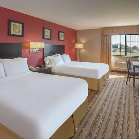 Holiday Inn Express Hotel & Suites Wauseon By Ihg-3