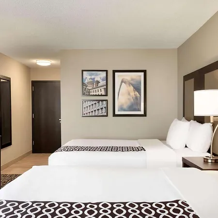 La Quinta Inn & Suites By Wyndham St Louis Route 66-2