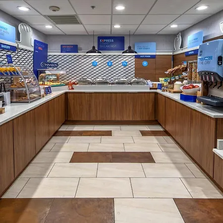 Holiday Inn Express & Suites Crossville By Ihg-3