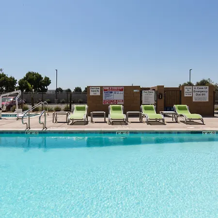 Holiday Inn Express Visalia-Sequoia Gateway Area By Ihg-3
