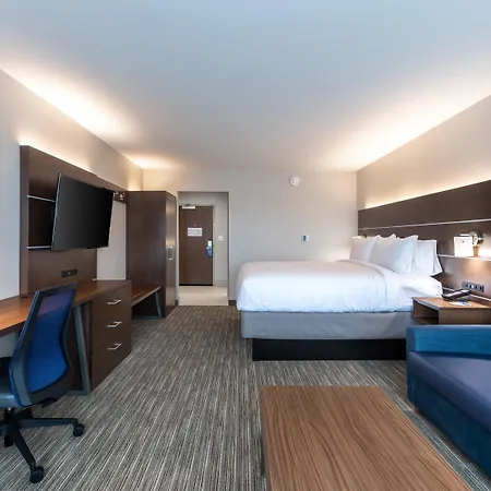 Holiday Inn Express & Suites Gainesville - Lake Lanier Area By Ihg-2
