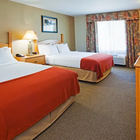 Holiday Inn Express & Suites Custer-Mt Rushmore-2