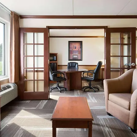 Baymont By Wyndham Mandan Bismarck Area-2