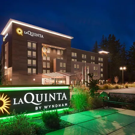 La Quinta Inn & Suites By Wyndham Marysville-2