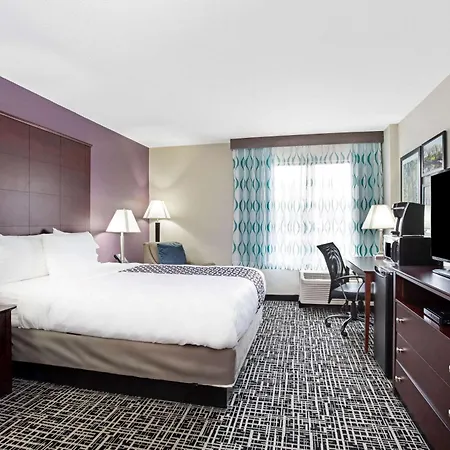 La Quinta Inn & Suites By Wyndham Denver Aurora Medical-2