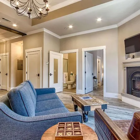 The Historic Central, A New Hotel Collection Property-2