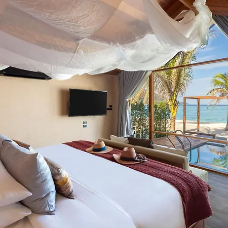 Irene Pool Villa Resort, Koh Lipe-3
