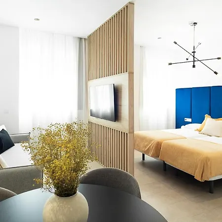 Blanq Marina Suites-3