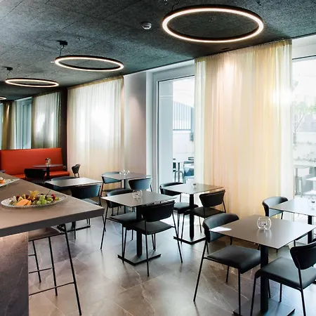 Amedia Hotel Milan, Trademark Collection By Wyndham-2