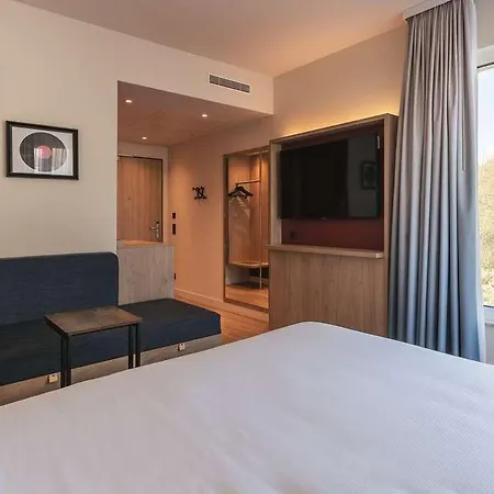 Hampton By Hilton Konstanz-3