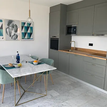 Sunshine Bluehill-2