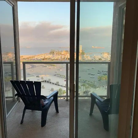 Upscale Condo Downtown Long Beach-2