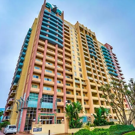 Upscale Condo Downtown Long Beach-3