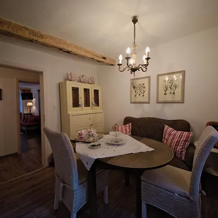GoldGemäuer Appartements-3