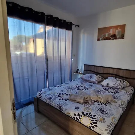 rêve méditerranéen, Le bonheur est dans ma maison-2