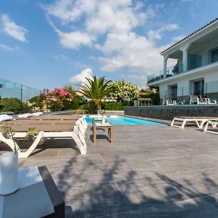 Hotel Villa R-2