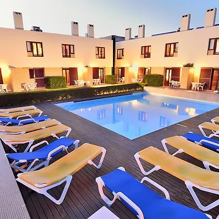 Hotel Apartamento Porto Covo-3