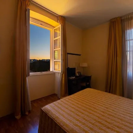 Hotel Due Colonne-2