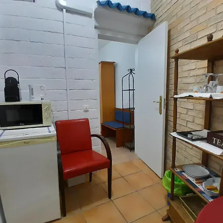 Antonio Guesthouse Alicante-2